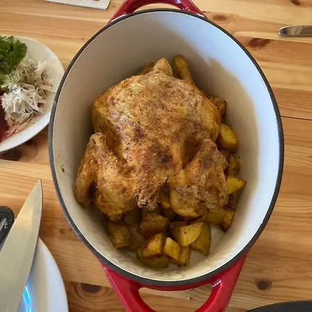 Katharina Haus, * Wiel